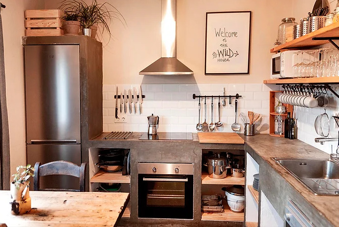 cocina amplia The Wild House