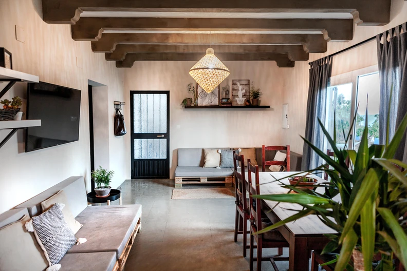 fe539e_8133cb9bbb98491d8e81218509de76b9~mv2_d_5616_3744_s_4_2